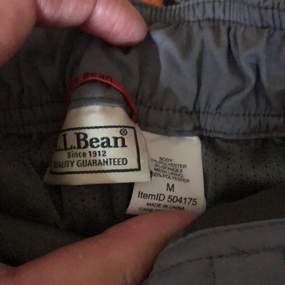L.L. Bean swim trunks. Mesh Liner. 10” inseam. 20” outseam. Green & Blue. - Picture 3 of 6